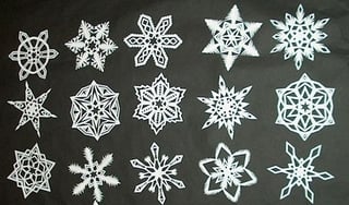 http://www.instructables.com/id/How-to-Make-6-Pointed-Paper-Snowflakes/