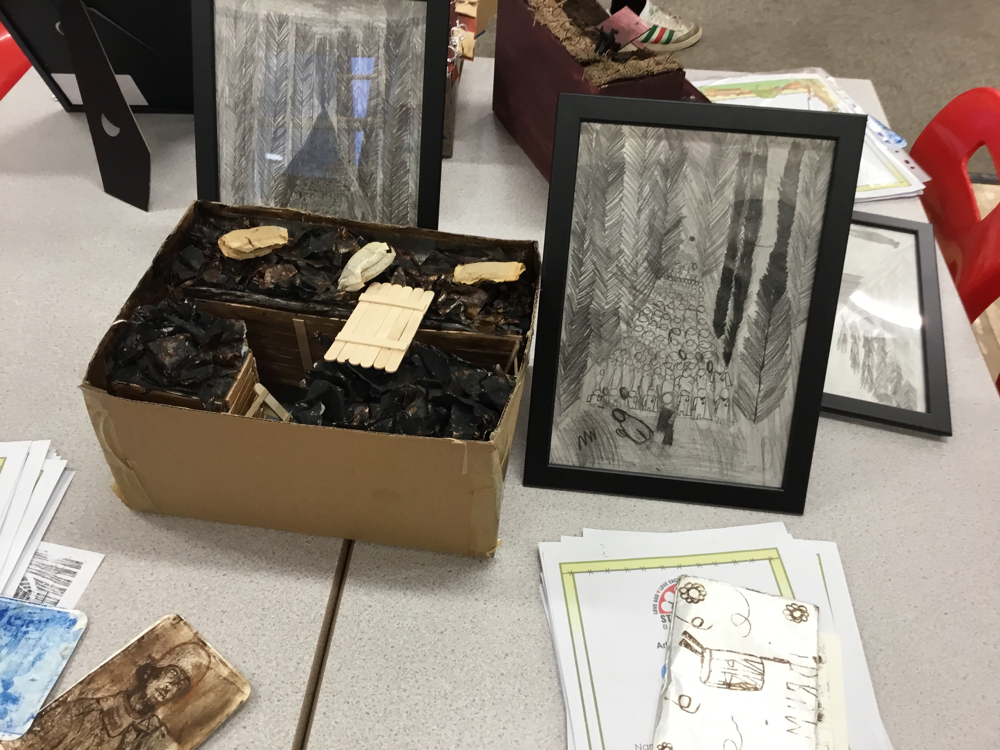 Exploring World War 1 through printmaking techniques